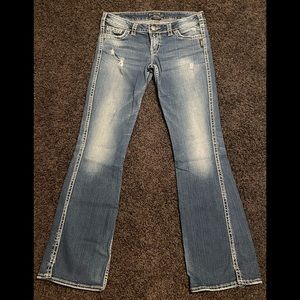 Woman’s silver jeans size 30 inseam 33